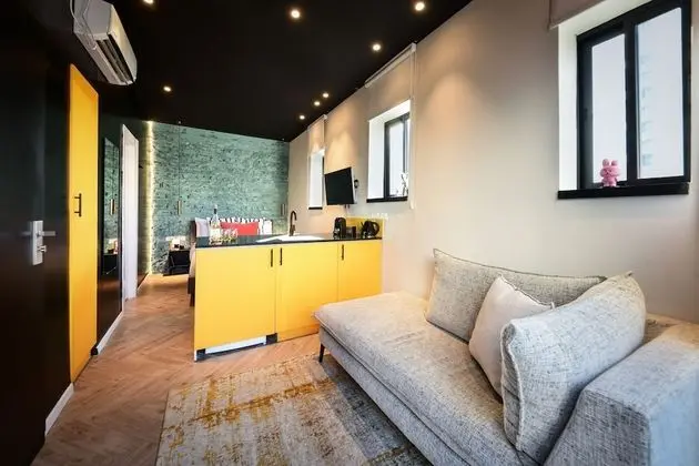 Stüdyo, Teras (Large)