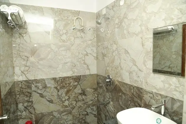 Executive Oda, 1 En Büyük (King) Boy Yatak, Tepe Manzaralı