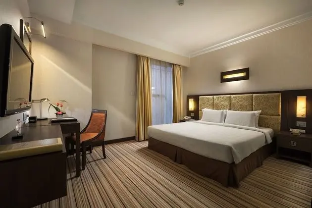 Superior Tek Büyük veya İki Ayrı Yataklı Oda (Silk)