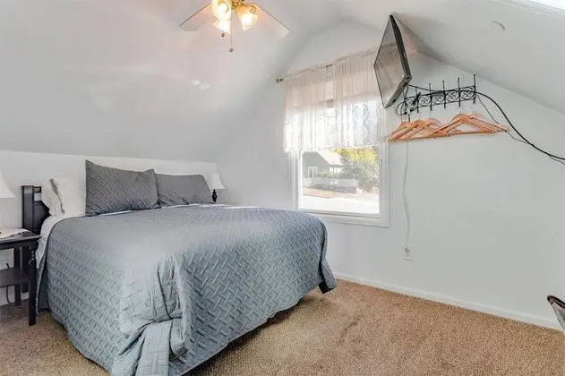 Carriage House Suite
