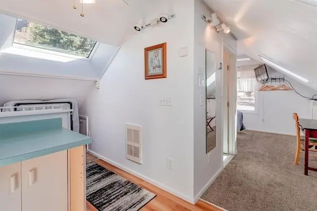 Carriage House Suite