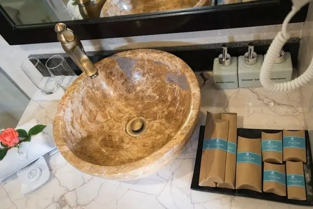 Superior Oda, Bahçe Manzaralı