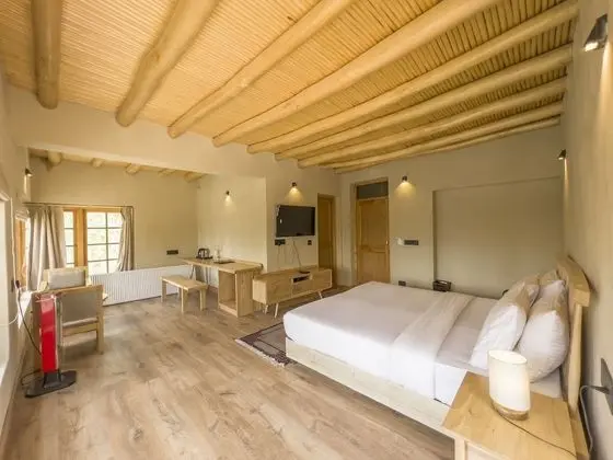 Comfort Tek Büyük Yataklı Oda, 1 Çift Kişilik Yatak, Dağ Manzaralı