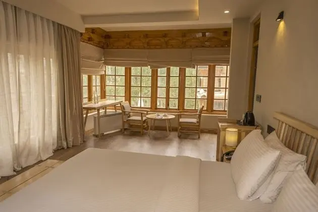 Comfort Tek Büyük Yataklı Oda, 1 Çift Kişilik Yatak, Dağ Manzaralı