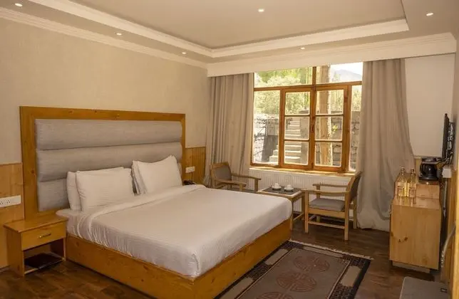 Deluxe Tek Büyük Yataklı Oda, 1 Çift Kişilik Yatak, Dağ Manzaralı
