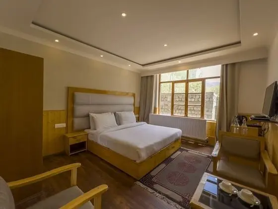 Deluxe Tek Büyük Yataklı Oda, 1 Çift Kişilik Yatak, Dağ Manzaralı