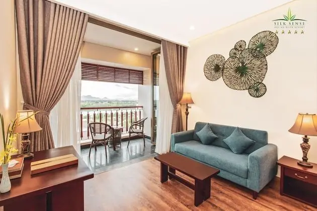 Deluxe Tek Büyük Yataklı Oda, Nehir Manzaralı