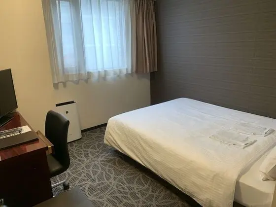 Tek Büyük Yataklı Oda, Sigara İçilmez