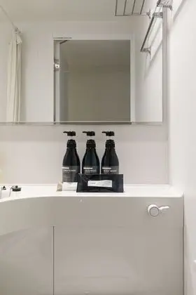 Tek Kişilik Oda, Sigara İçilebilir