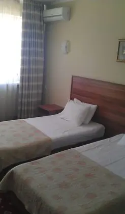 Economy İki Ayrı Yataklı Oda
