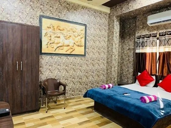 Tek Büyük Yataklı Oda