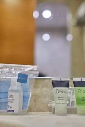 Comfort Tek Büyük veya İki Ayrı Yataklı Oda, Havuz Manzaralı