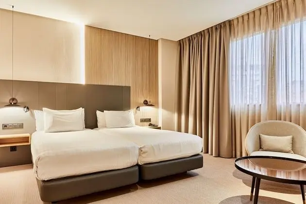 Deluxe Büyük Yataklı Tek Kişilik Oda