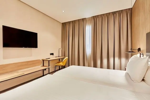 Standard Oda (Deluxe)