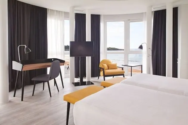 Deluxe Tek Büyük Yataklı Oda, Deniz Manzaralı