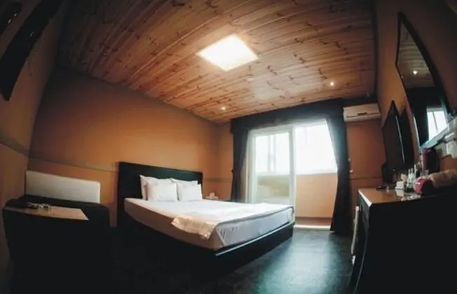 Family Oda (2 people)