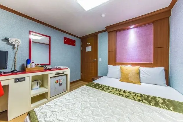 Oda (Semi-special room)