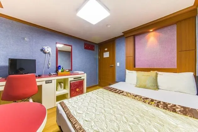 Oda (Semi-special room)