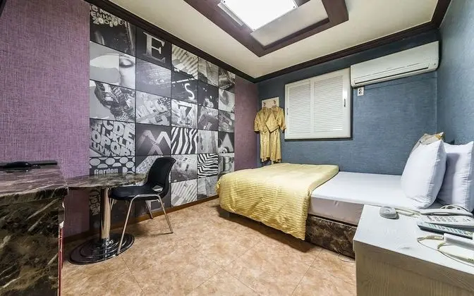 Oda (Standard Room)