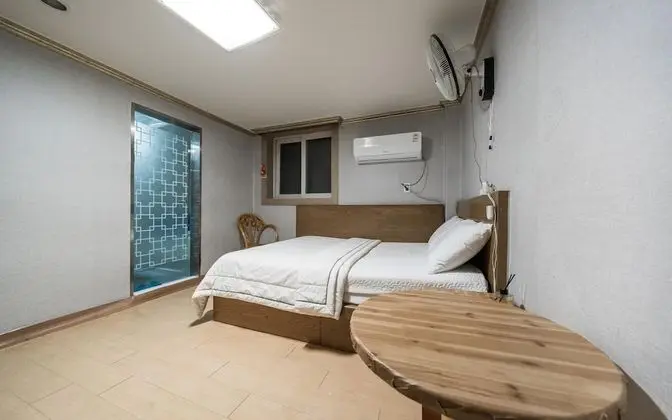 Oda (Semi-suite room (no parking))