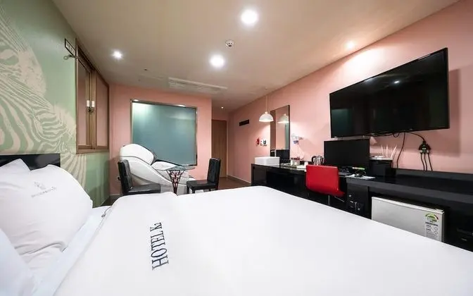 Oda (VVIP (Netflix available massage chair)