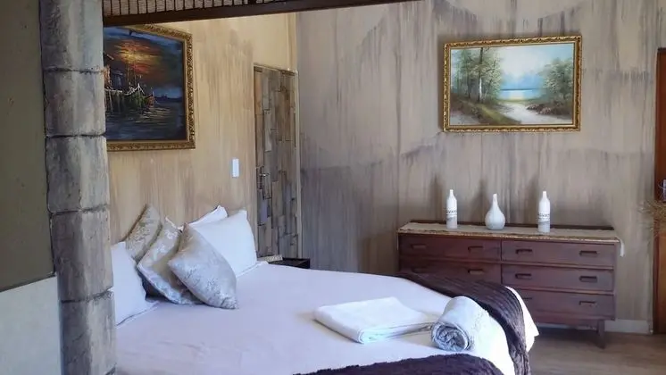 Luxury Main Suite
