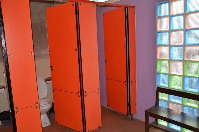 Ortak Ranzalı Oda, Sadece kadınlar için