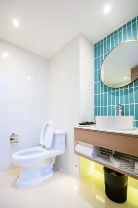 SQ Room