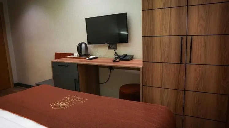 Çift Kişilik, Şehir Manzaralı, Balkonlu