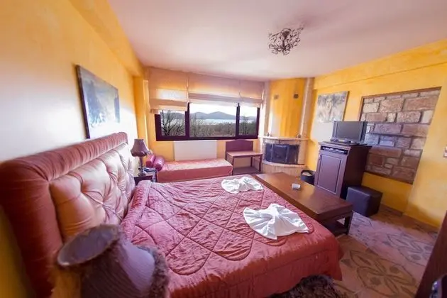 Junior Süit, Balkon, Göl Manzaralı