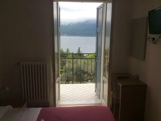 Tek Büyük Yataklı Oda, Göl Manzaralı