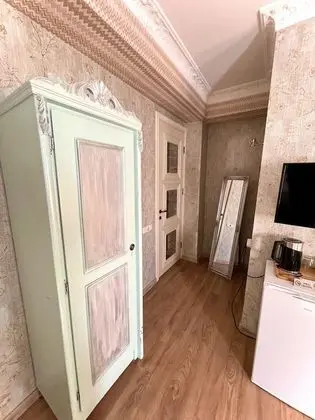 Classic Tek Büyük Yataklı Oda