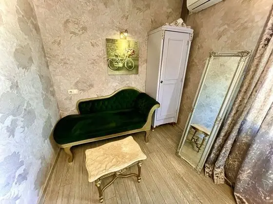 Comfort Tek Büyük Yataklı Oda