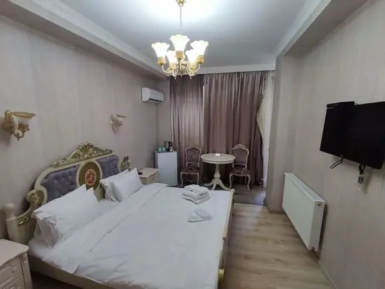 Deluxe Tek Büyük Yataklı Oda