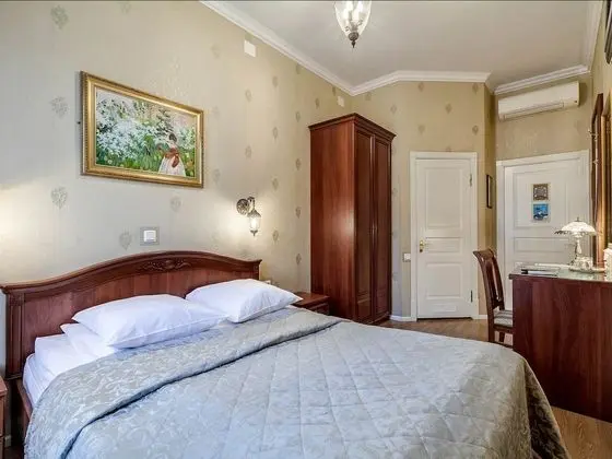 Standard Tek Büyük Yataklı Oda
