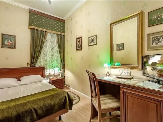 Standard Tek Büyük Yataklı Oda