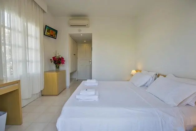 1 Çift Kişilik Veya 2 Tek Kişilik Yatak Garden View