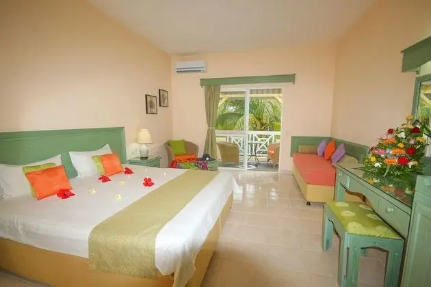 Garden view room