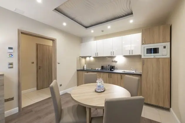 Standard Apart Daire, Balkon