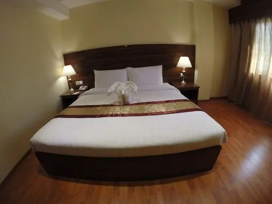 Deluxe King Room