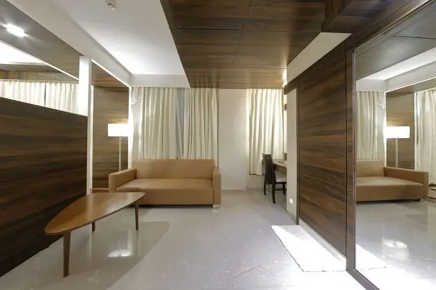 Stüdyo, Sigara İçilebilir, Şehir Manzaralı