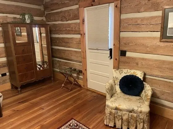 Standard Oda, Banyolu/Duşlu (The Parlor Room)