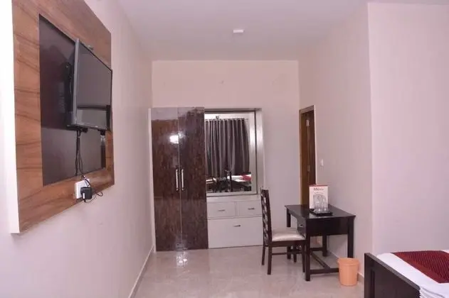 Üç Kişilik Oda