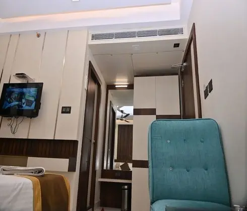 Deluxe Tek Büyük Yataklı Oda