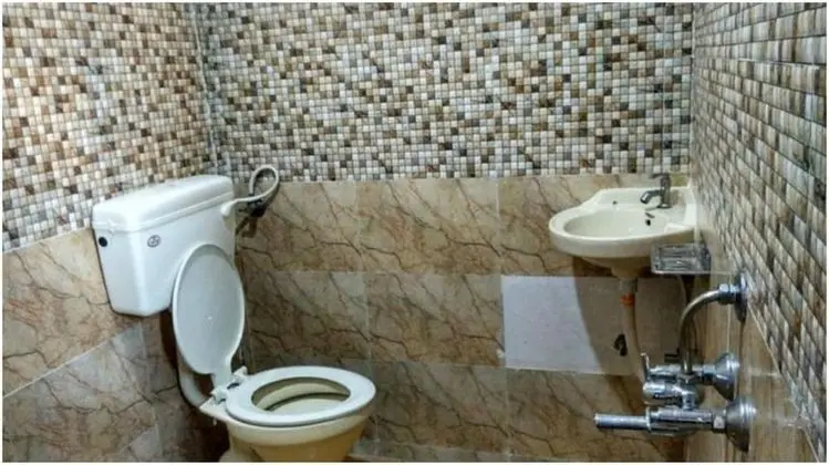Classic Tek Büyük Yataklı Oda (Non AC)
