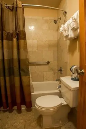 Tek Büyük Yataklı Oda, 2 Büyük (Queen) Boy Yatak (Not Pet Friendly)