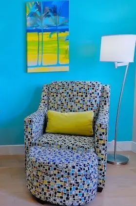 Büyük Yataklı Tek Kişilik Oda