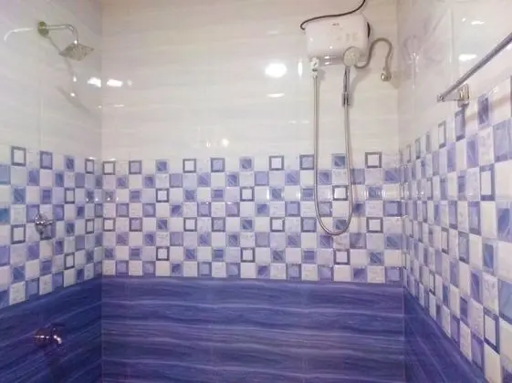 Basic Tek Büyük veya İki Ayrı Yataklı Oda