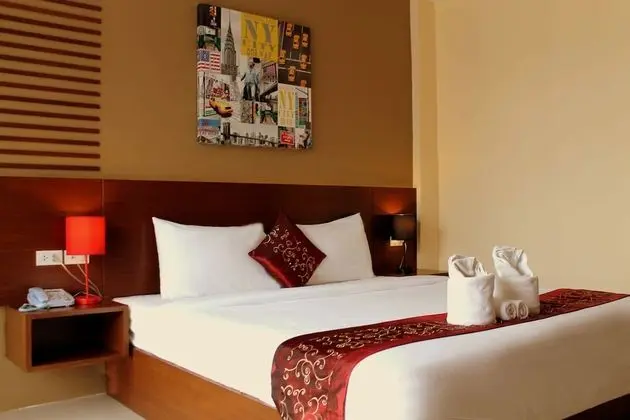 Deluxe Tek Büyük Yataklı Oda