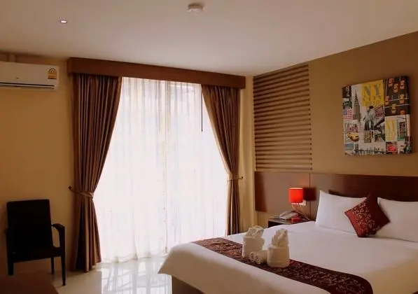 Deluxe Tek Büyük Yataklı Oda
